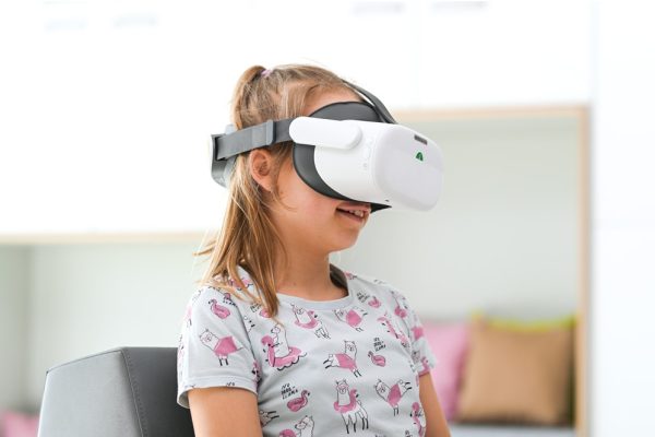 gogle-vr-tierone-go gogle VR podczas terapi SI